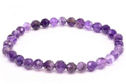 Amethystarmband mit 6 mm facettierten Perlen