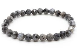 Armband aus Larvikit mit 6 mm facettierten Perlen